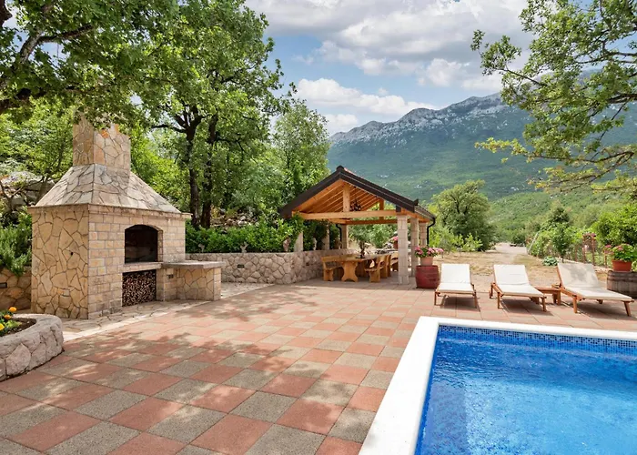 Hébergement de vacances Three-Bedroom Apartment In Rastovac Zagvozd