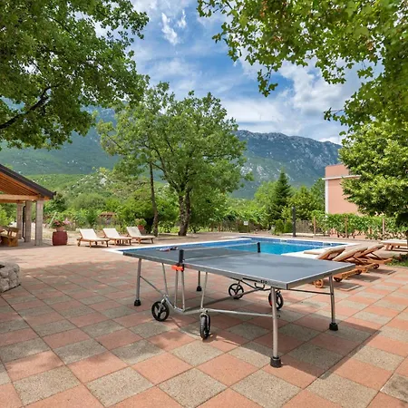 Three-bedroom In Rastovac Vakantiehuis Zagvozd