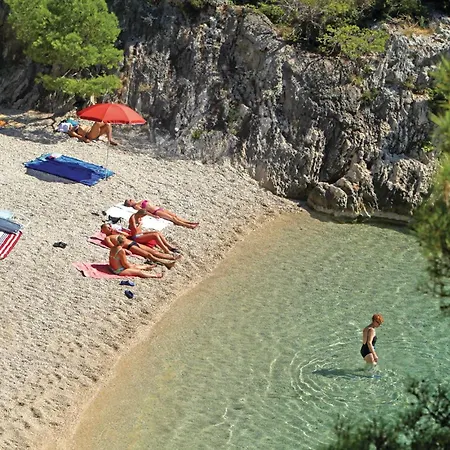 Three-bedroom In Rastovac Vakantiehuis *